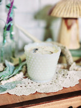 Load image into Gallery viewer, Vintage Milk Glass Candle - Fresh Lemon
