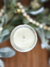 Load image into Gallery viewer, Vanilla Bean Noel - Soy Candle - 12oz
