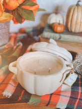 Load image into Gallery viewer, Pumpkin Candle- Farmhouse
