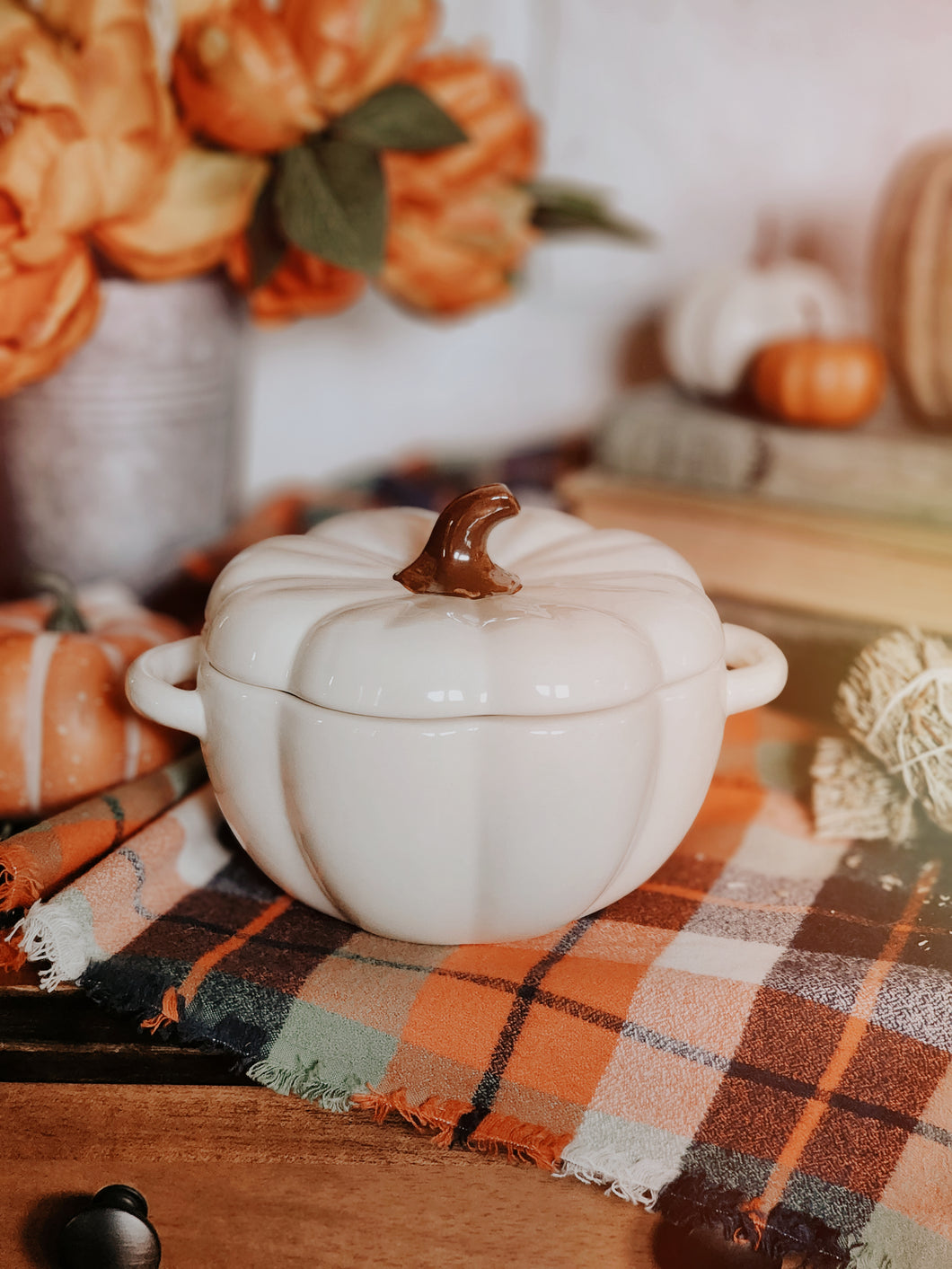 White Pumpkin Candle - Pumpkin Cupcake