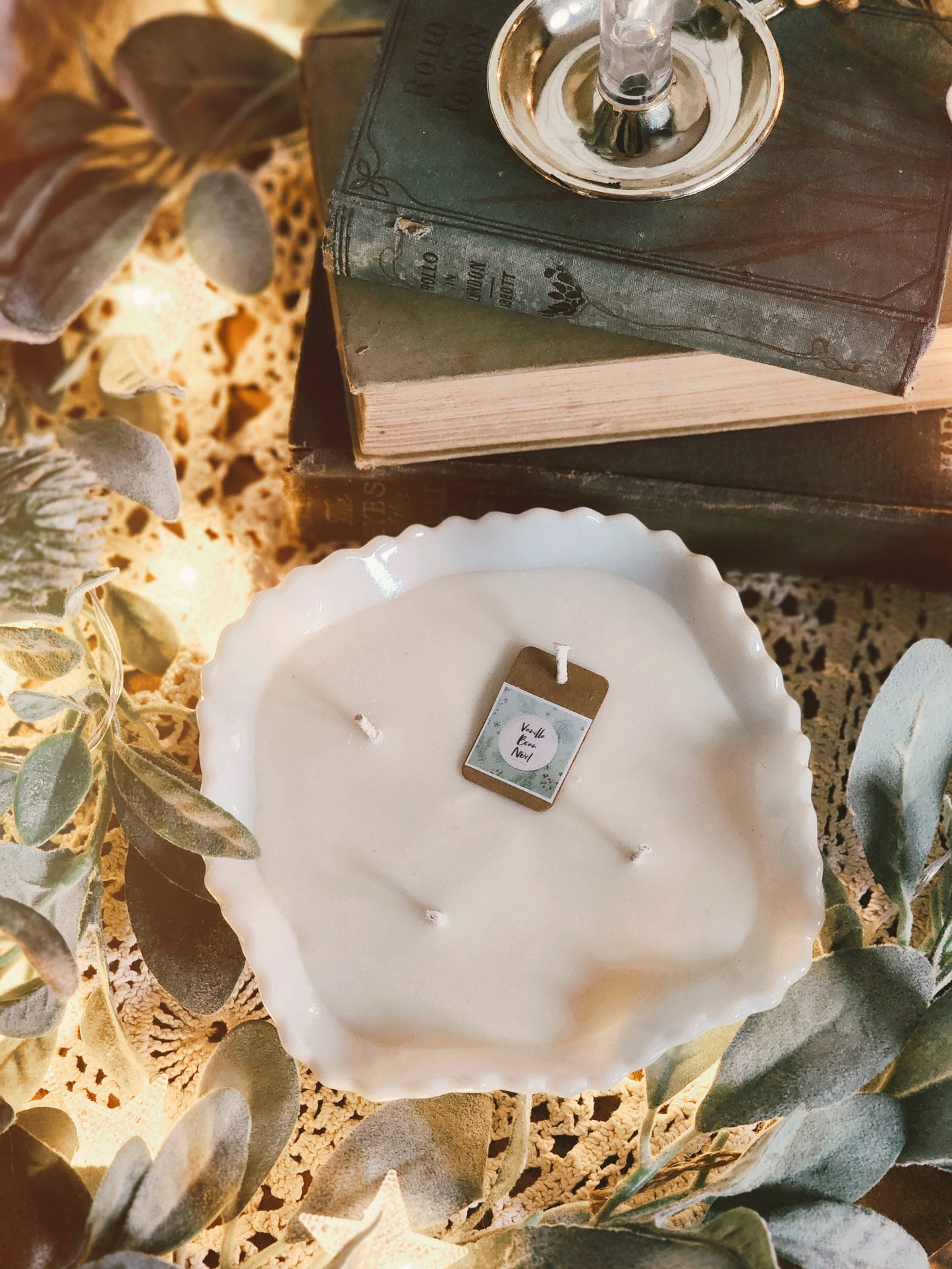 Vintage White Milk Glass Candle - Vanilla Bean Noel